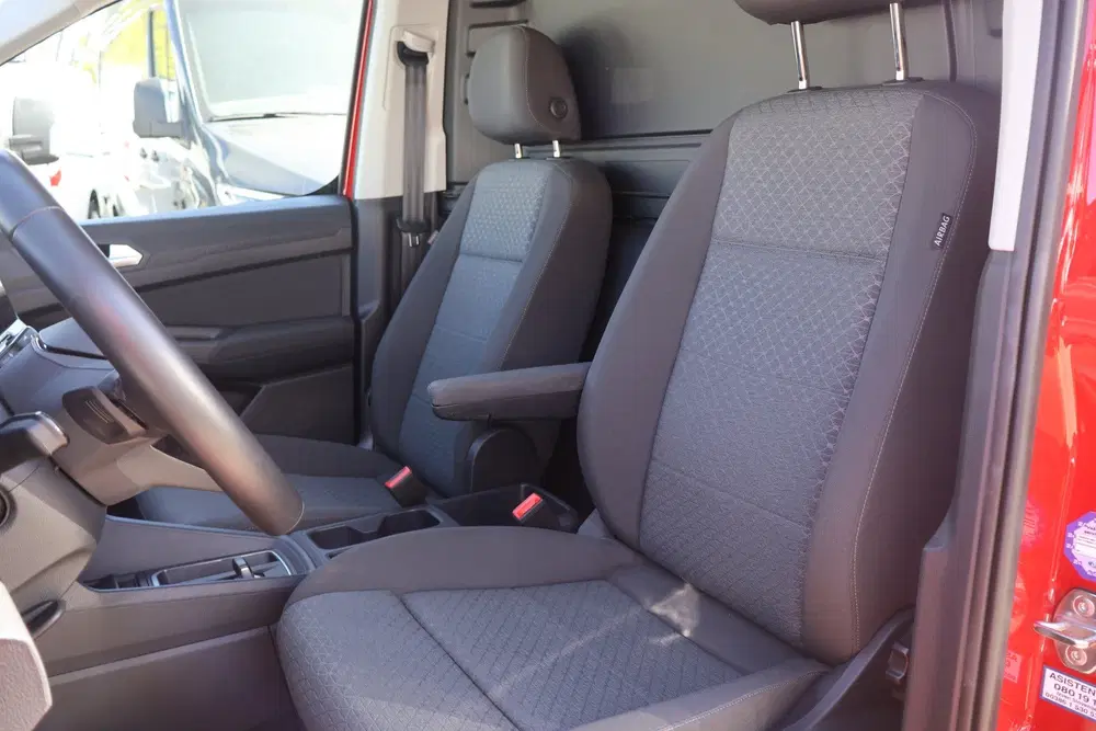 Ford Transit Connect 2.0 EcoBlue L2 Limited Automaat Bl uit 2024, foto 2