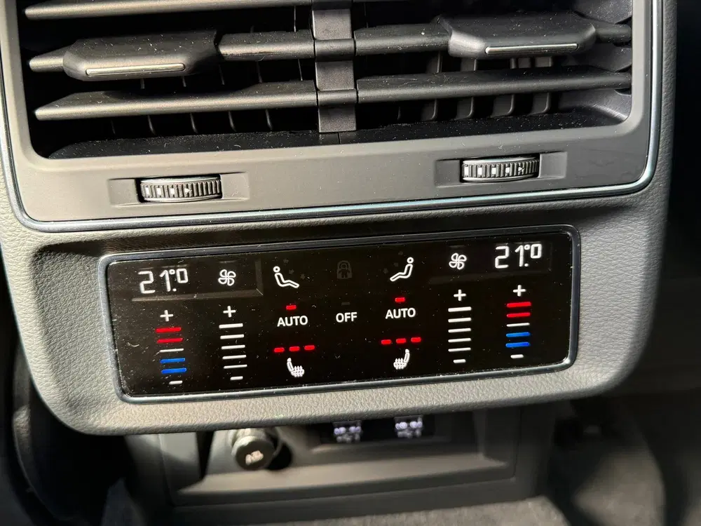 Audi Q7 4.0 TDI SQ7 quattro 7 persoons uit 2020, foto 12
