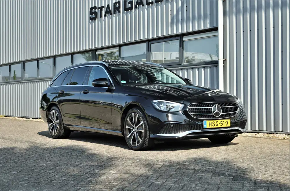 Mercedes-Benz E-Klasse E 300 e Avantgarde fabrieksgar uit 2021