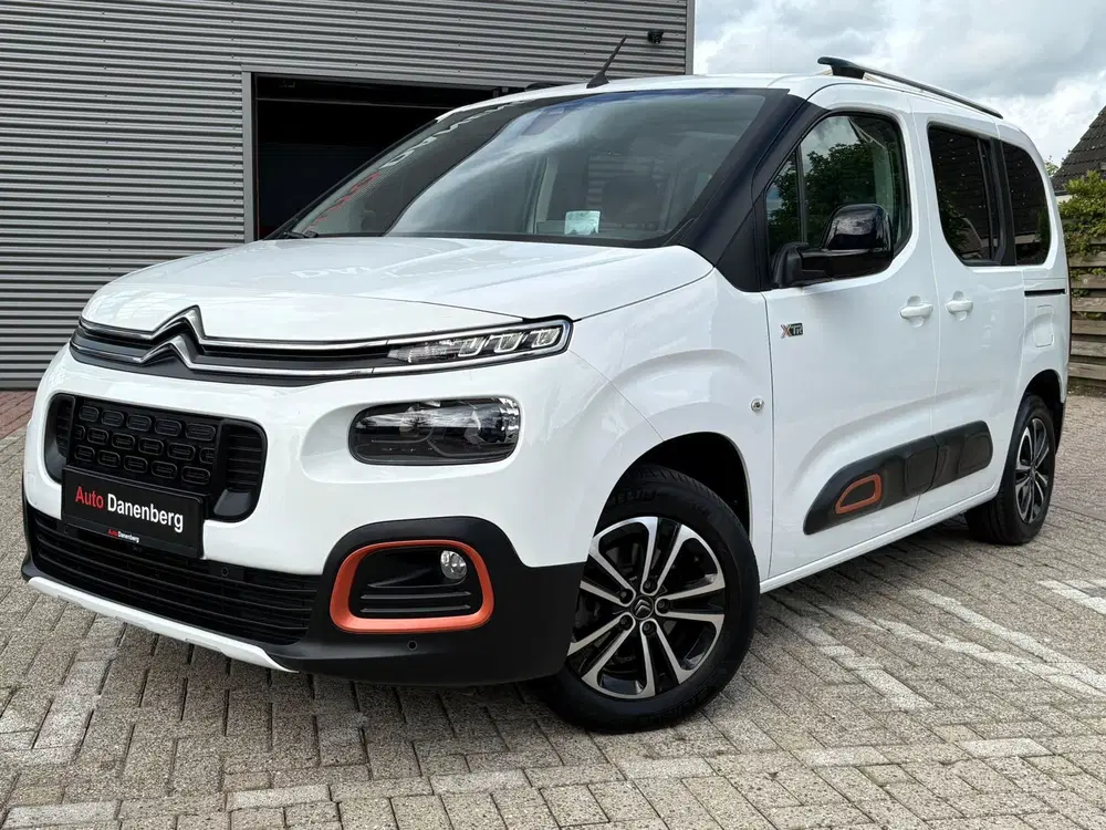Citroën Berlingo Citroen Berlingo 1.2 PureTech Shine WEINIG uit 2019, foto 2