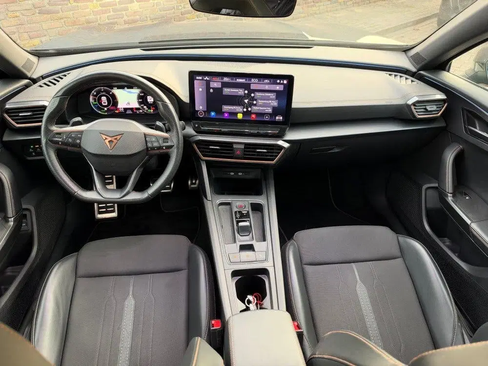 Cupra Formentor 1.4 E-Hybrid VZ Copper Edition Panodak SOH uit 2022, foto 2
