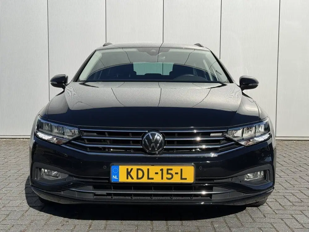 Volkswagen Passat 1.5 TSI Business Carplay Automaat uit 2024, foto 2