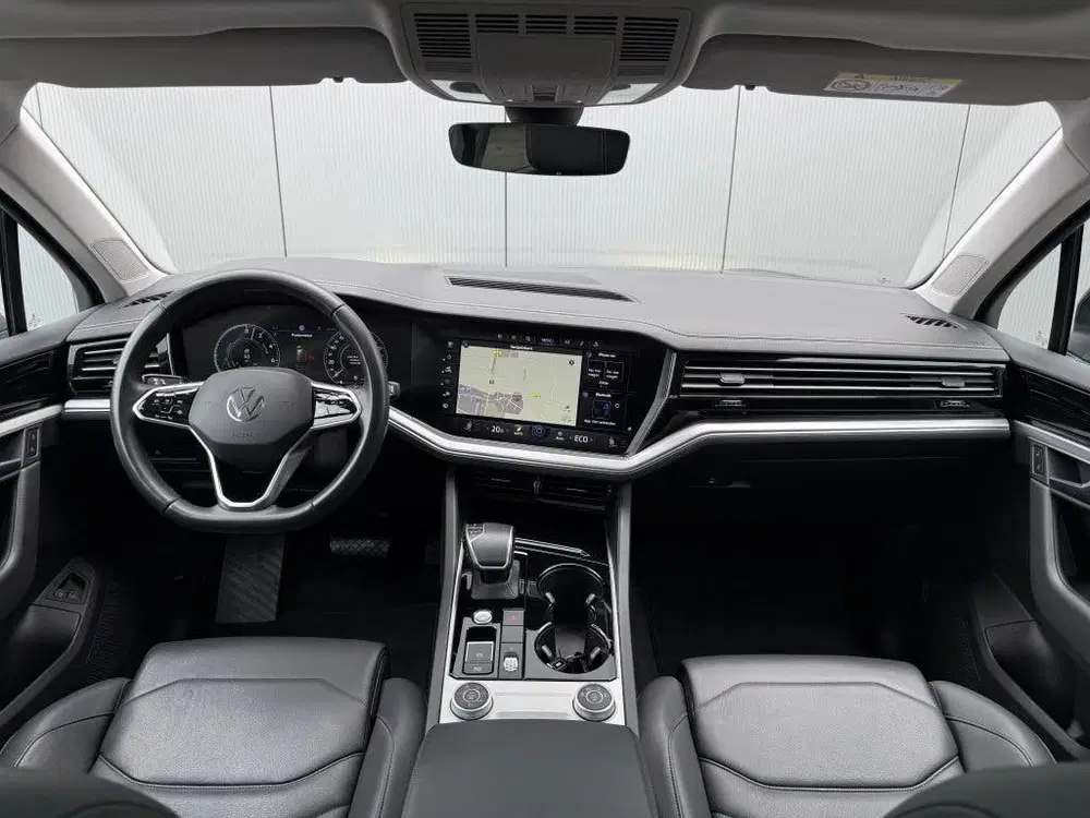 Volkswagen Touareg 3.0 TSi eHybrid 4Motion Camera (bj 2022) uit 2022, foto 11