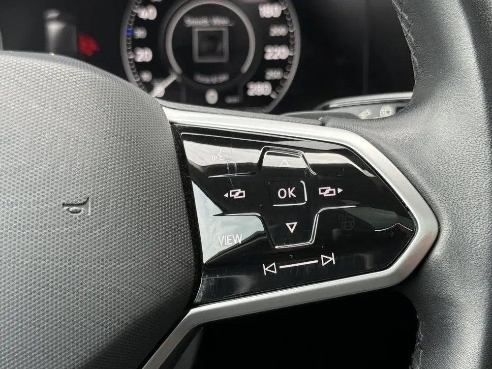 Volkswagen Touareg 3.0 TSi eHybrid 4Motion Camera (bj 2022) uit 2022, foto 13