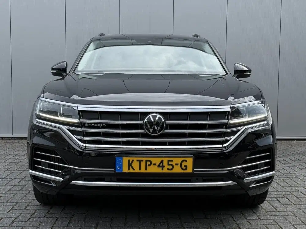 Volkswagen Touareg 3.0 TSi eHybrid 4Motion Camera (bj 2022) uit 2022, foto 2