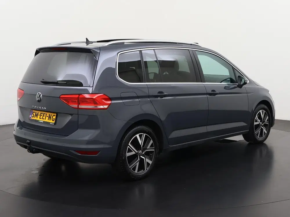 Volkswagen Touran 1.5 TSI Highline DSG uit 2023, foto 5