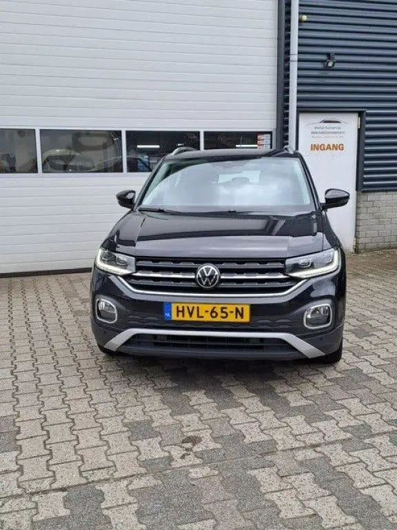 Volkswagen T-Cross 1.0 TSI STYLE Virtual Cockpit uit 2022, foto 2