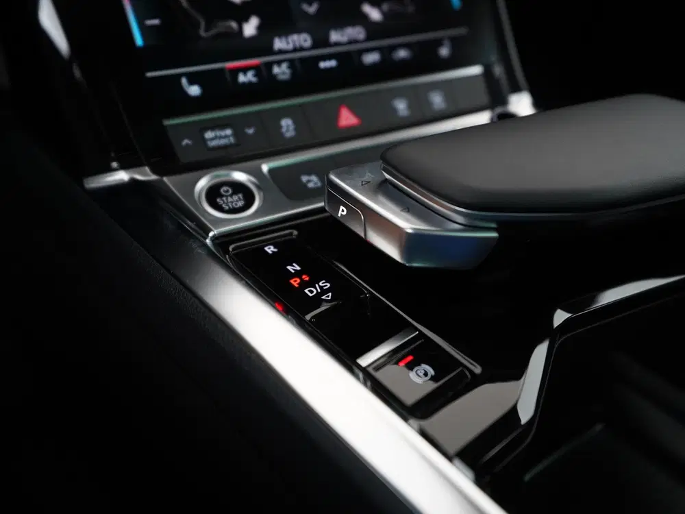 Audi e-tron 55 quattro 95 kWh uit 2022, foto 11