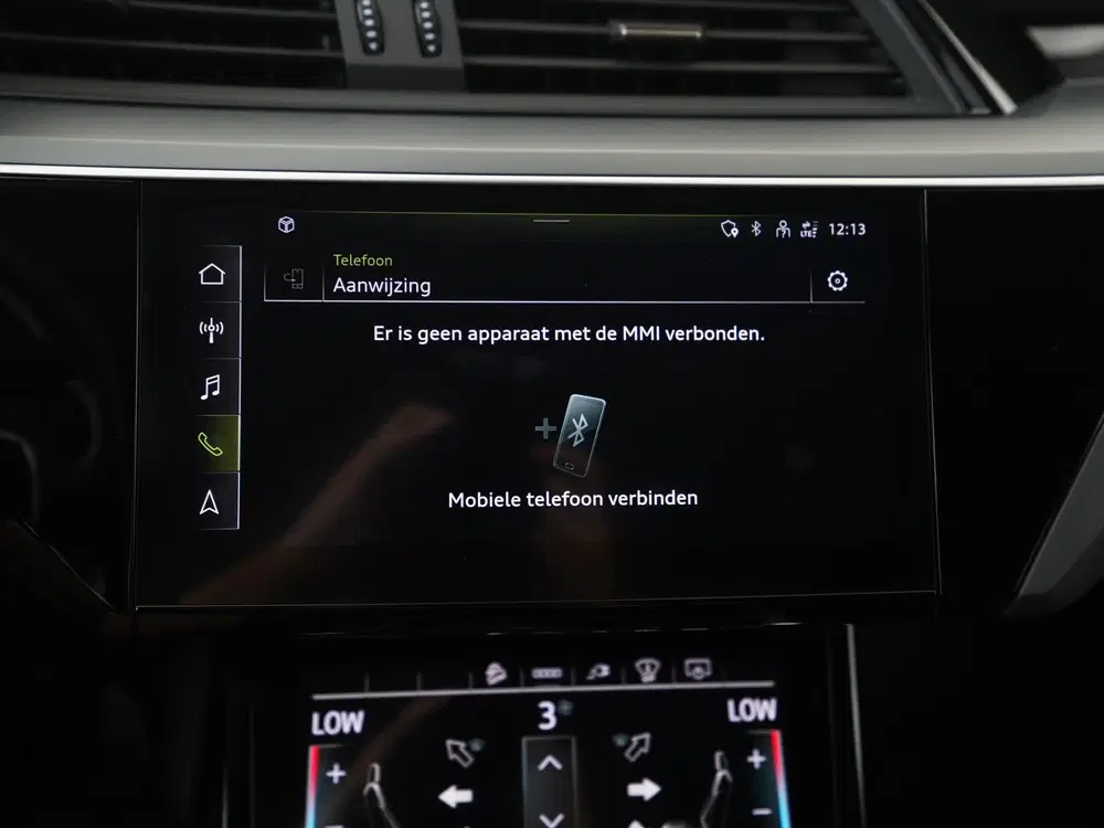 Audi e-tron 55 quattro 95 kWh uit 2022, foto 14