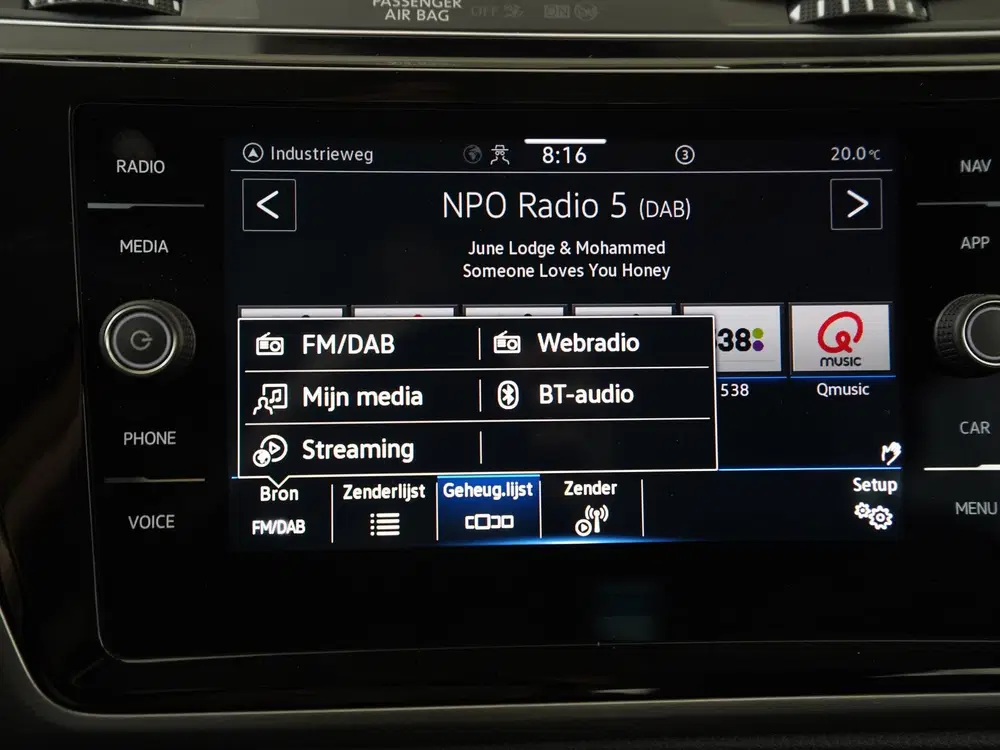 Volkswagen Touran 1.5 TSI DSG uit 2023, foto 14