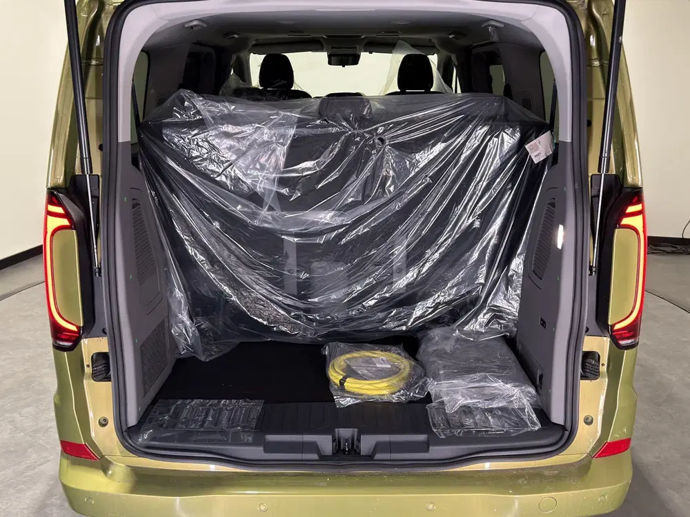 Volkswagen Transporter 32 L1H1 Life 64 kWh € 5 uit 2026, foto 14