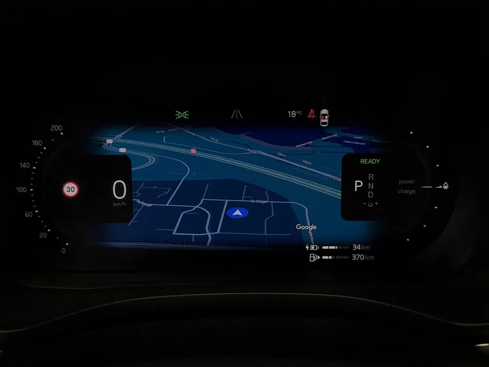 Volvo XC60 2.0 T6 Plug-in hybrid AWD Ultra Dark Pano uit 2023, foto 14