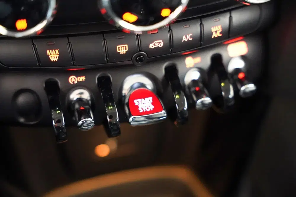 Mini Cooper 1.5 Cooper 136pk Camden Edition [ LED Appl uit 2024, foto 11