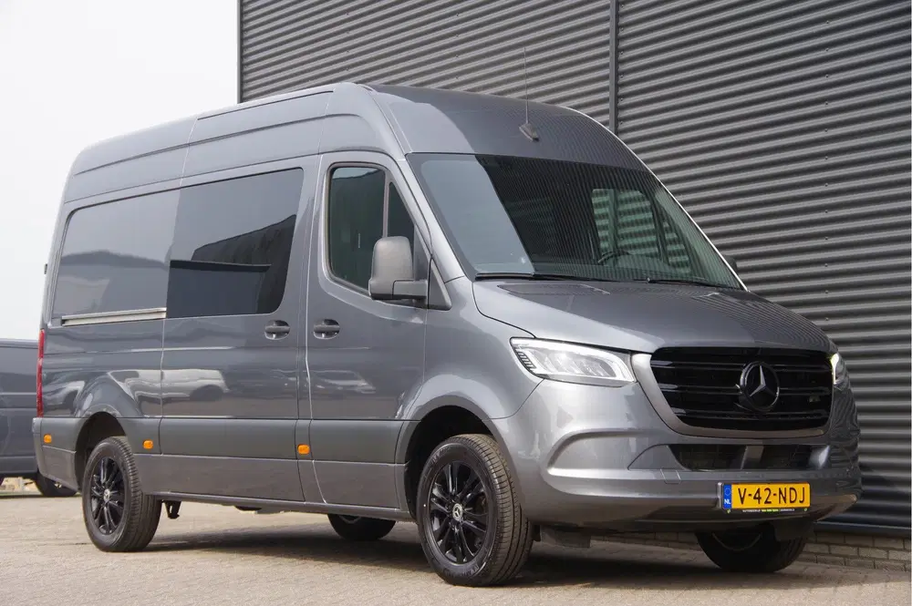 Mercedes-Benz Sprinter 315 1.9 CDI L2H2 DC-6P AUT. LED uit 2021, foto 3