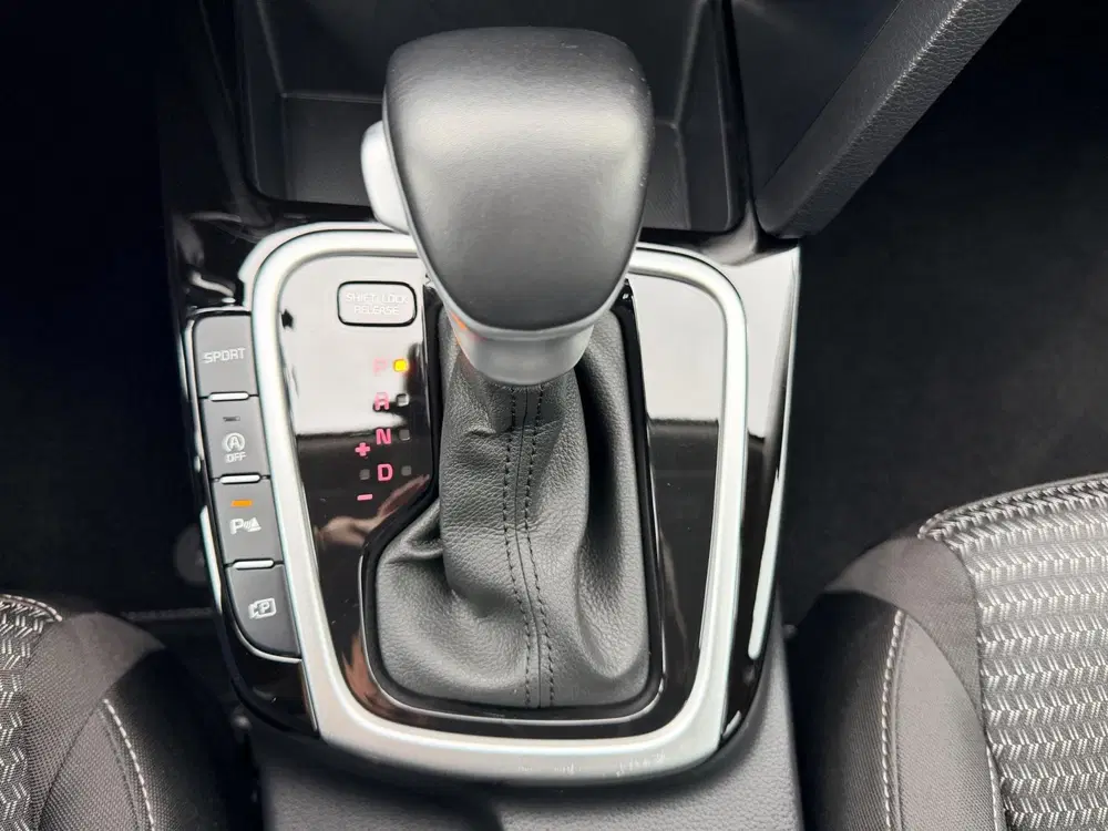 Kia Ceed 1.5 T-GDi MHEV DynamicLine uit 2022, foto 14