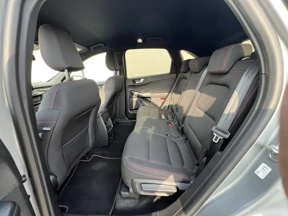 Ford Kuga 2.5 PHEV ST-Line uit 2022, foto 10