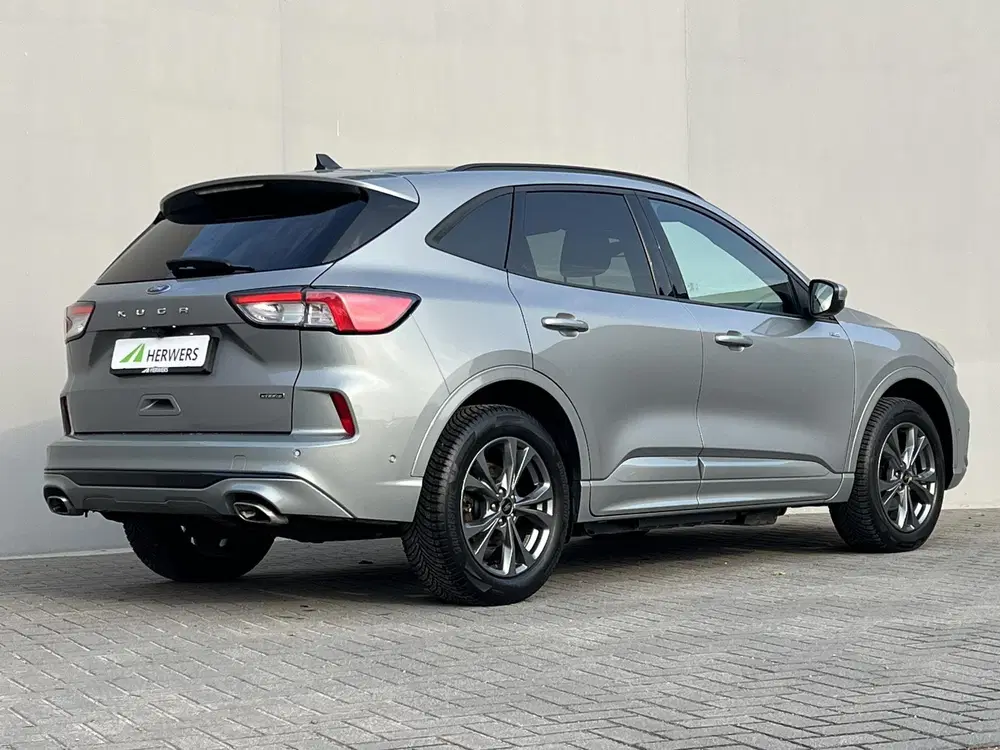 Ford Kuga 2.5 PHEV ST-Line uit 2022, foto 3
