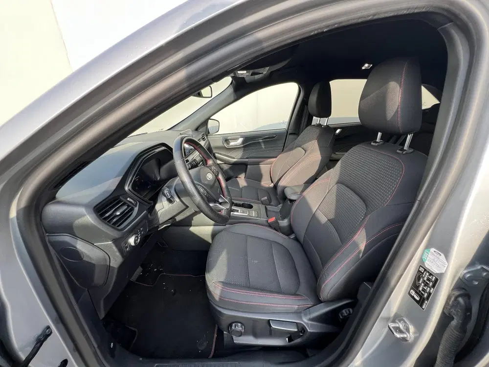 Ford Kuga 2.5 PHEV ST-Line uit 2022, foto 9