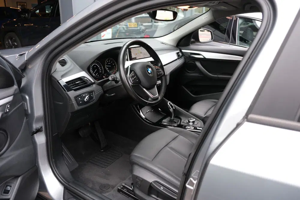 BMW X2 SDrive18i High Executive *Lederen Bekledin uit 2023, foto 2