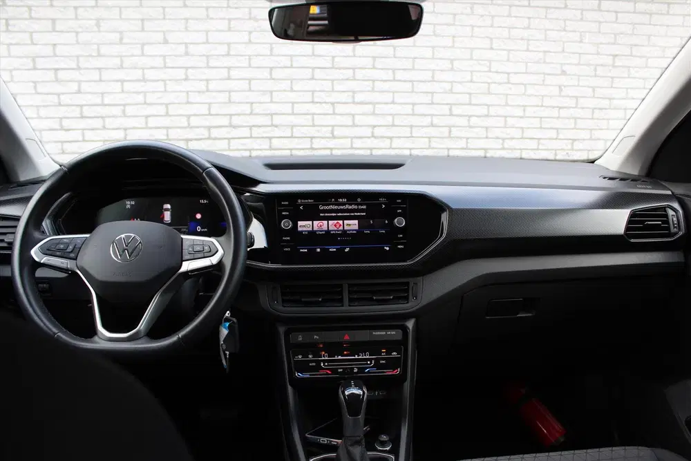 Volkswagen T-Cross 1.0 TSI Life uit 2023, foto 9