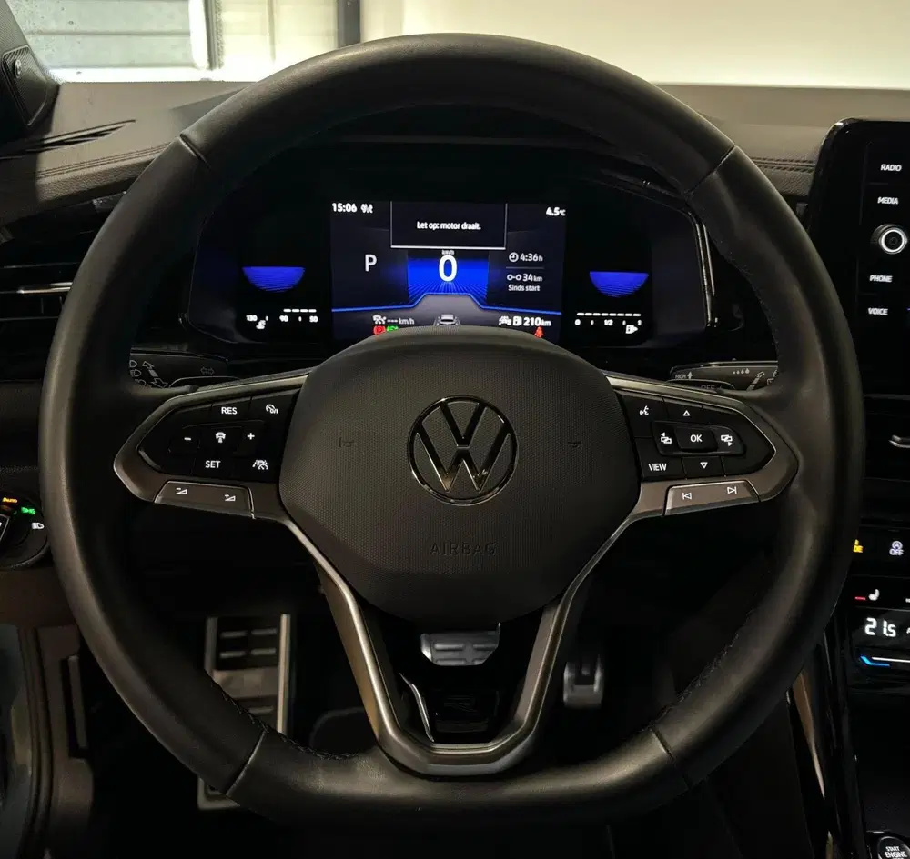 Volkswagen T-Roc 1.5 TSI R-Line BEATS PANO KEYLESS uit 2024, foto 3