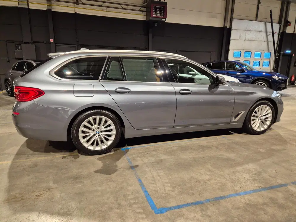 BMW 5-serie 530i High Executive Edition uit 2019, foto 3