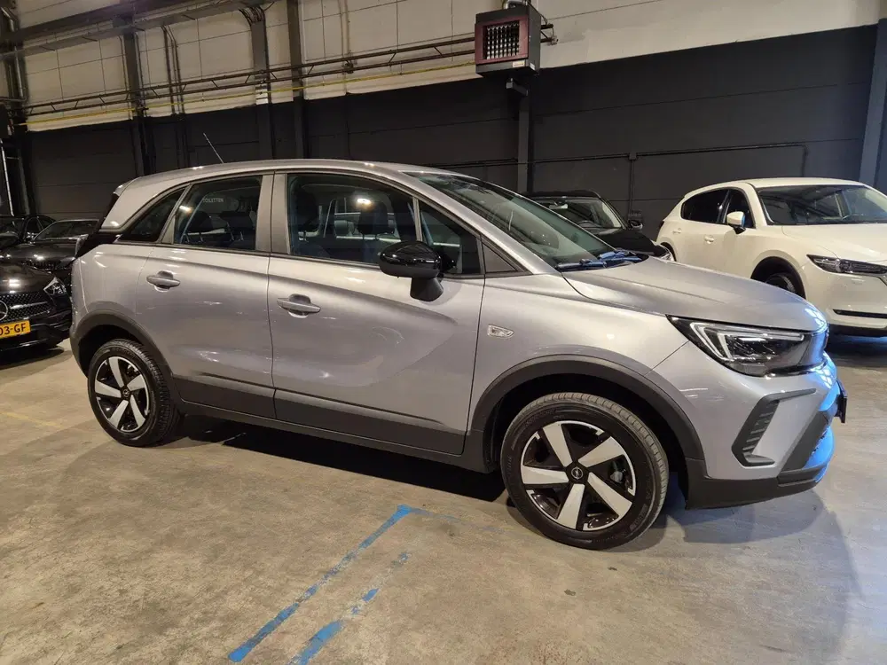 Opel Crossland 1.2 Turbo Edition uit 2022, foto 2