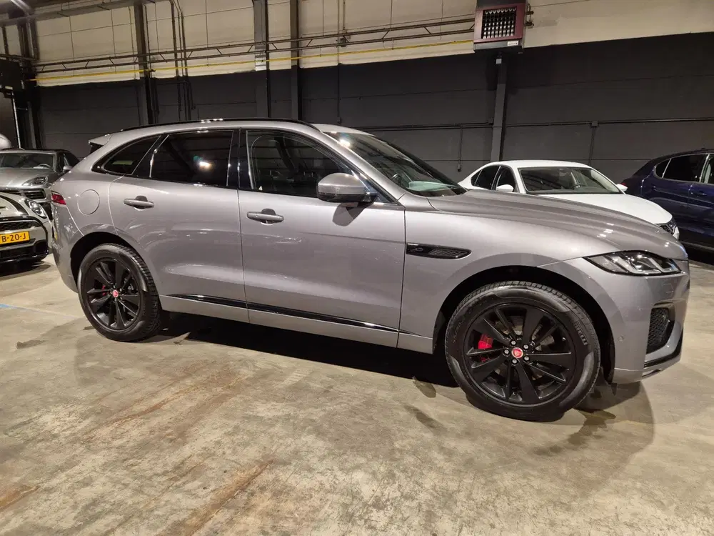 Jaguar F-Pace 2.0 P400e PHEV HSE R-Dynamic uit 2021, foto 2