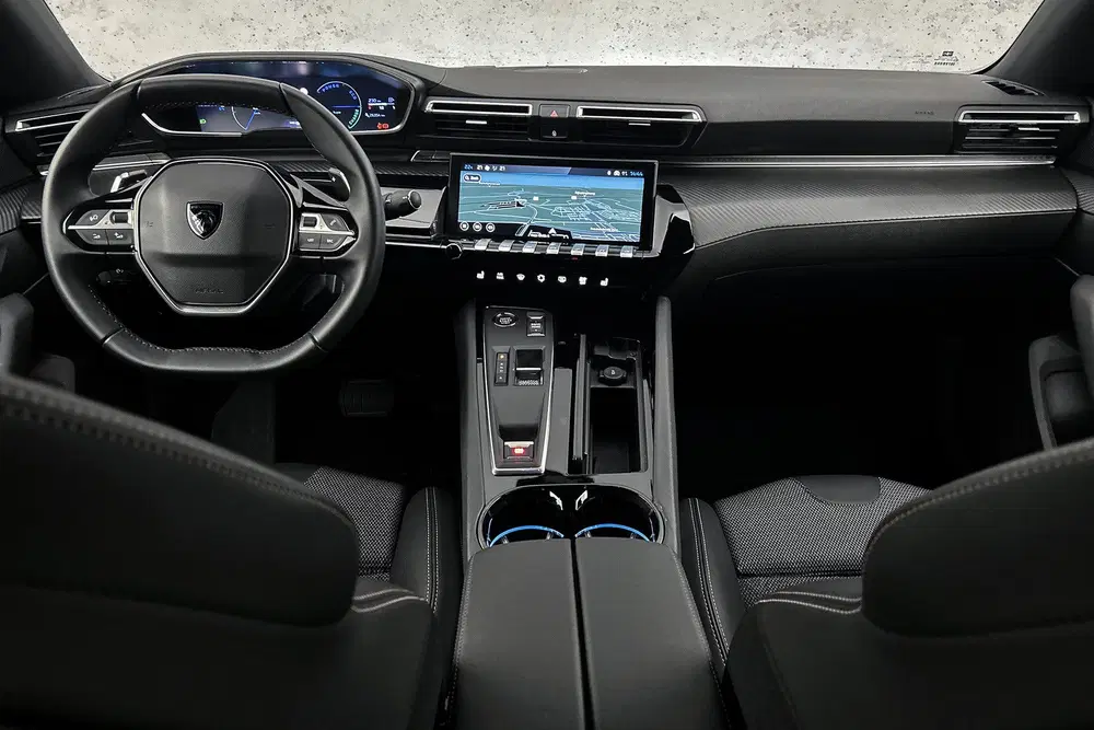 Peugeot 508 uit 2024, foto 2