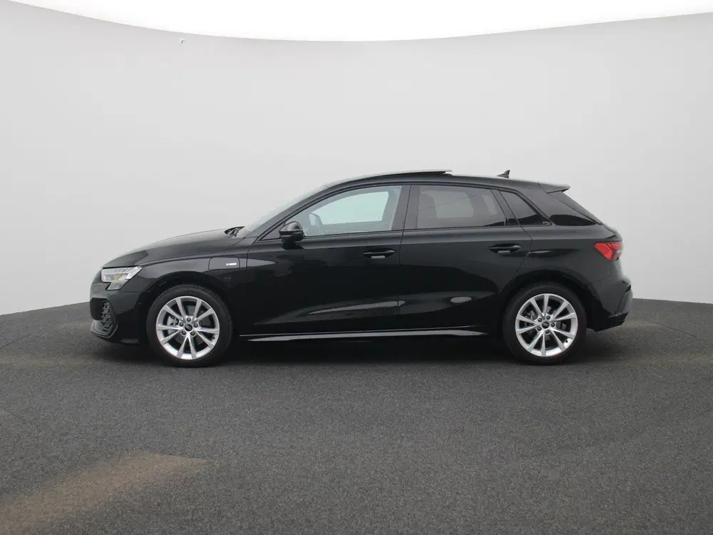 Audi A3 40 TFSI e S edition 204 PK uit 2025, foto 4