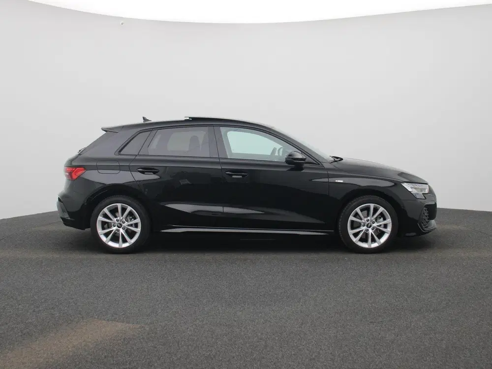 Audi A3 40 TFSI e S edition 204 PK uit 2025, foto 6