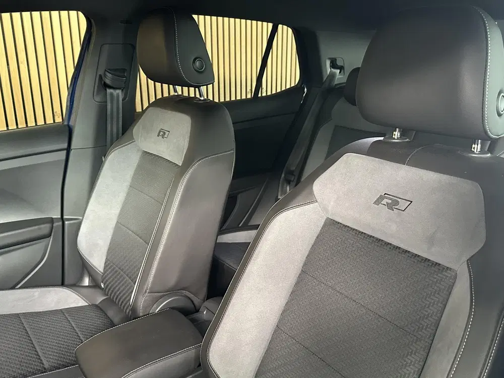 Volkswagen T-Cross 1.5 TSI R-Line 2 x R-line uit 2023, foto 11
