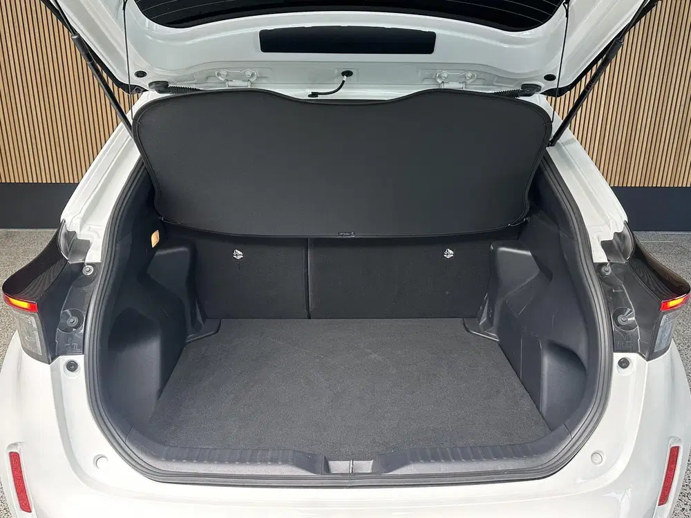 Toyota Yaris Cross 1.5 Hybrid Dynamic Trekhaak uit 2022, foto 12