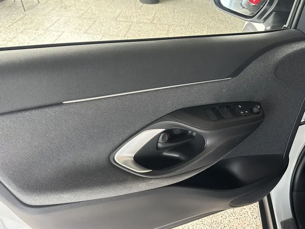 Toyota Yaris Cross 1.5 Hybrid Dynamic Trekhaak uit 2022, foto 7