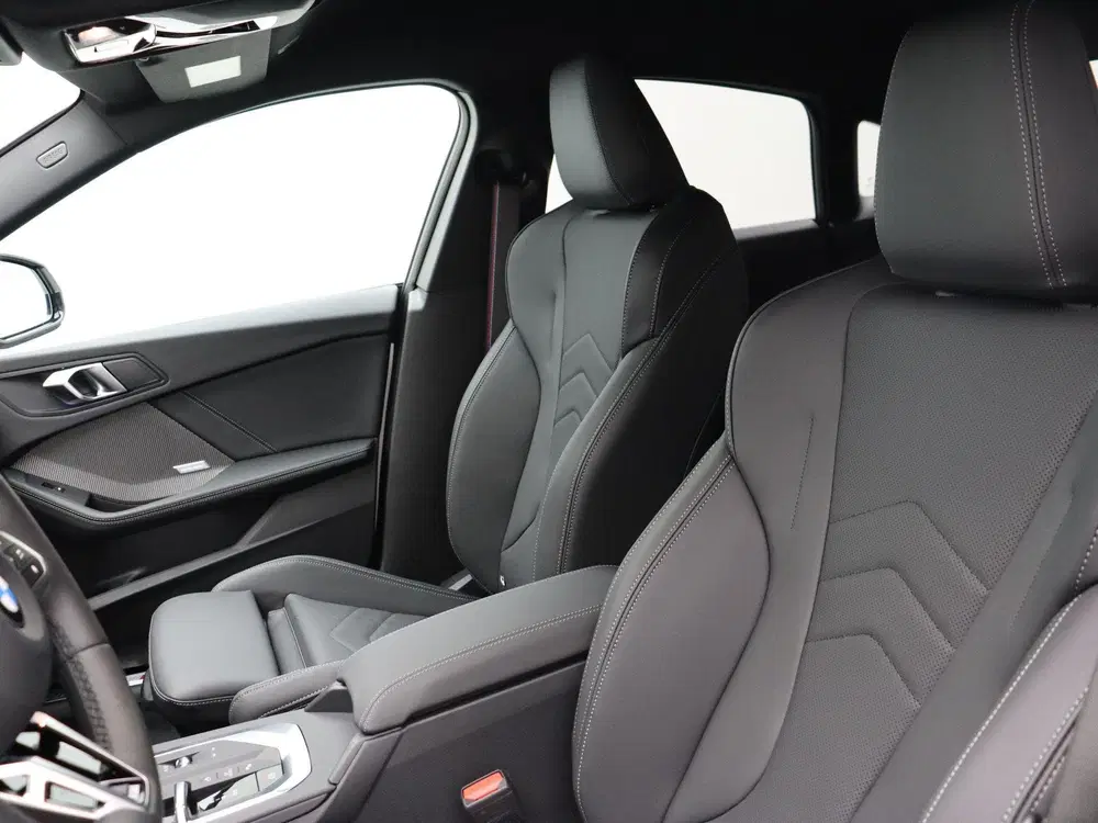 BMW 2-serie Coupé 220 High Executive M Sportpakket Pro uit 2026, foto 12