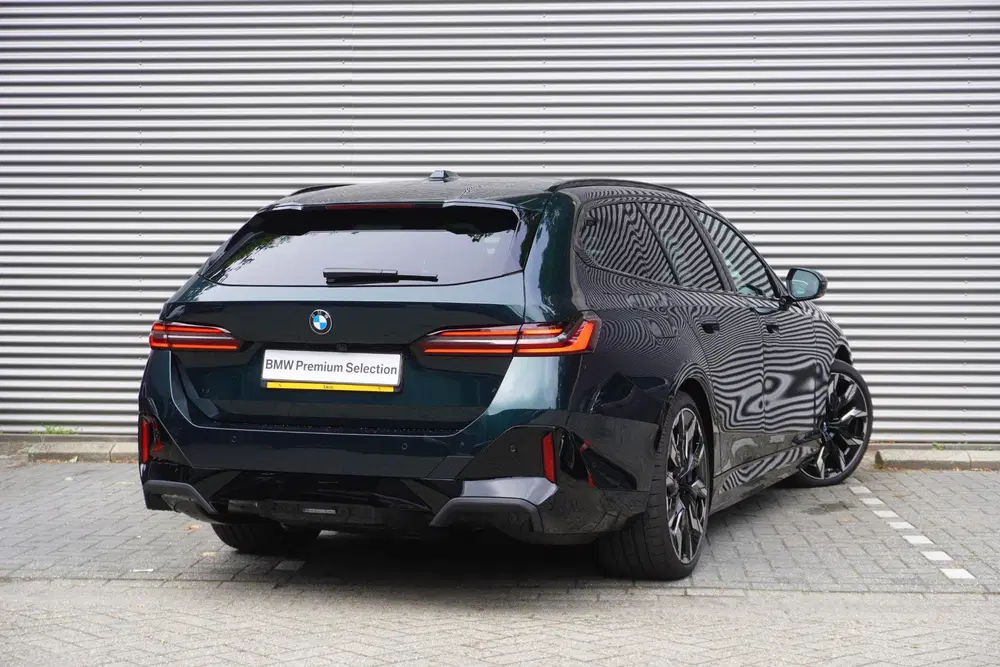 BMW i5 Touring eDrive40 uit 2026, foto 2