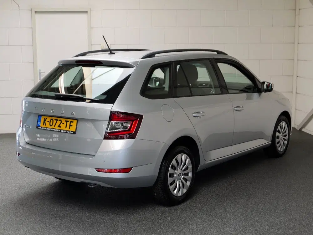 Skoda Fabia 1.0 TSI Ambition Navi uit 2021, foto 9