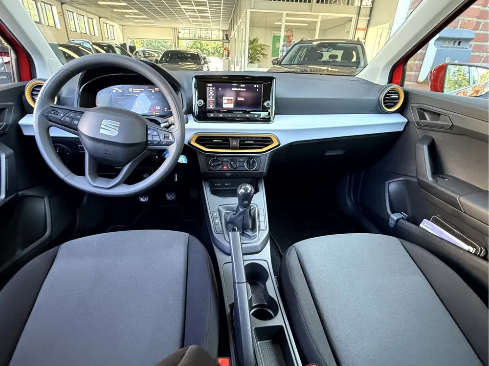SEAT Arona 1.0 EcoTSI Reference Virt. Dash uit 2024, foto 6