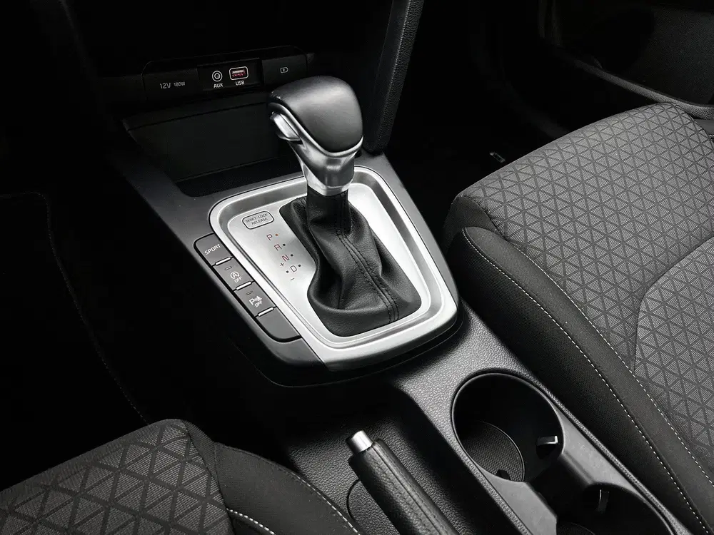 Kia Ceed 1.4 T-GDi DynamicLine uit 2019, foto 11