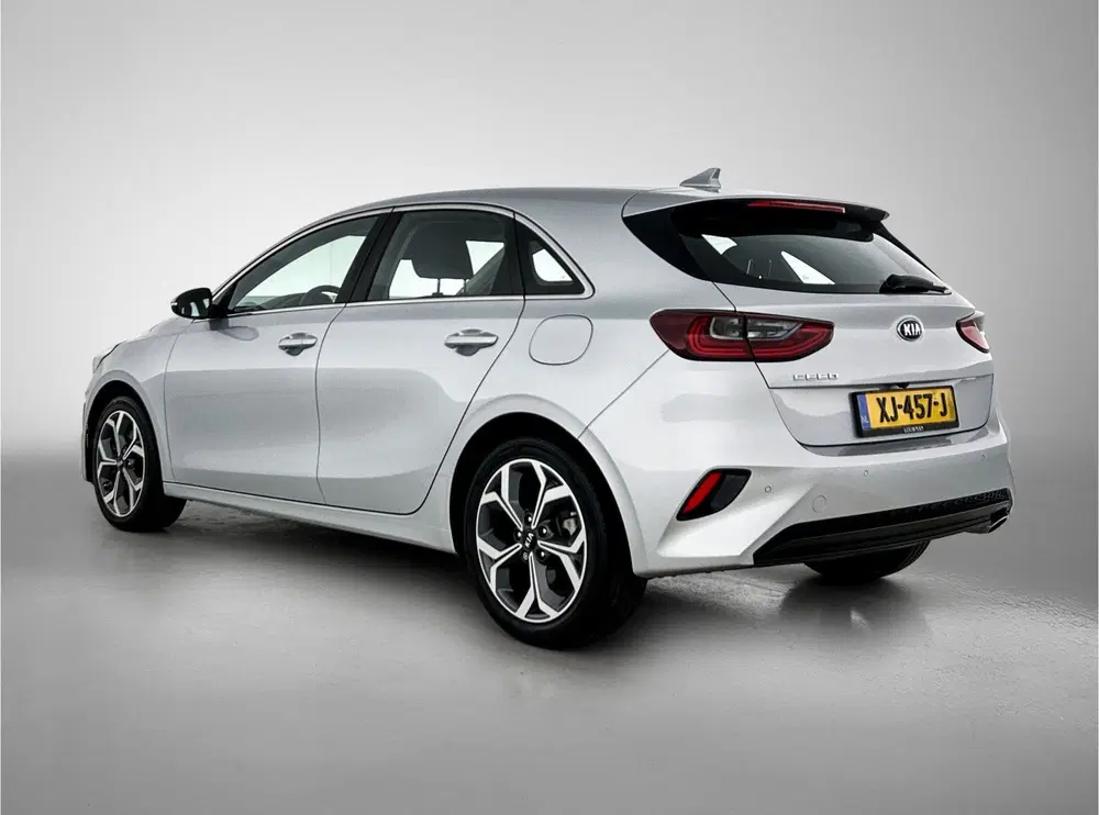 Kia Ceed 1.4 T-GDi DynamicLine uit 2019, foto 14