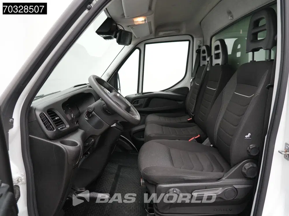 Iveco Daily 3.0L Automaat Laadklep Zijdeur Dubbellucht uit 2023, foto 13