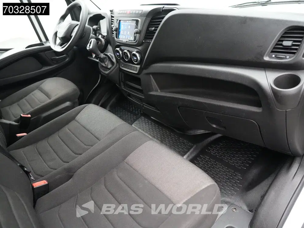 Iveco Daily 3.0L Automaat Laadklep Zijdeur Dubbellucht uit 2023, foto 14
