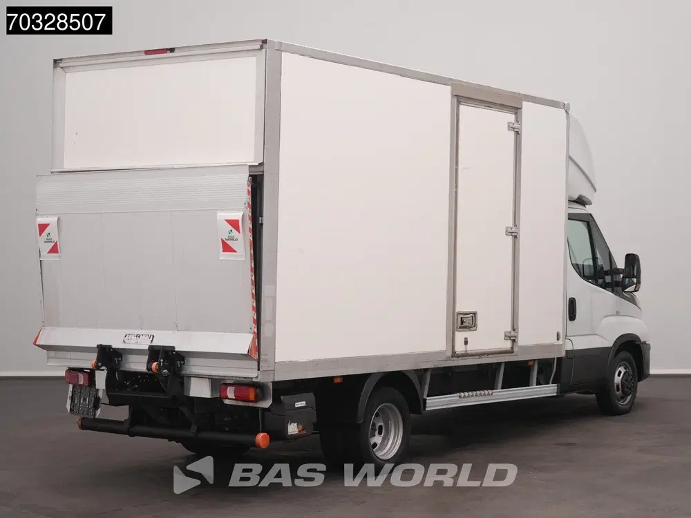 Iveco Daily 3.0L Automaat Laadklep Zijdeur Dubbellucht uit 2023, foto 2