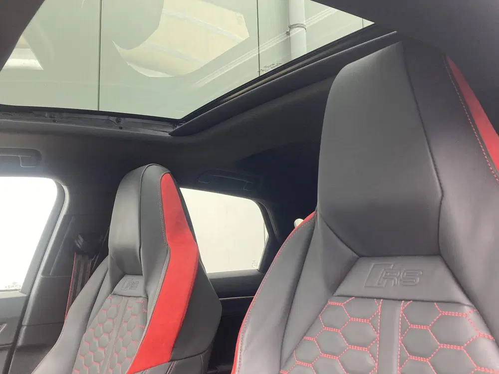 Audi RS Q3 RSQ3 2.5 TFSI Quattro 400 pk Individual uit 2021, foto 15