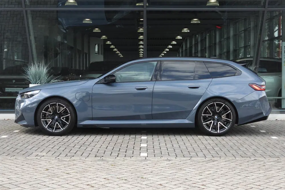 BMW M5 Automaat uit 2026, foto 5