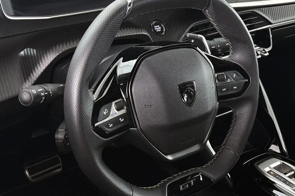 Peugeot 2008 1.2 Hybrid 145 GT Adaptieve Cruise Dodehoe uit 2025, foto 11