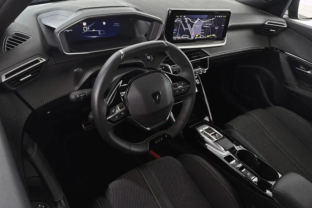 Peugeot 2008 1.2 Hybrid 145 GT Adaptieve Cruise Dodehoe uit 2025, foto 5