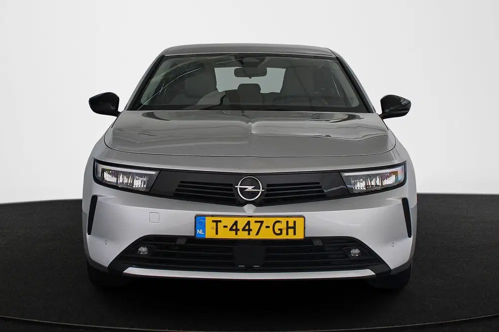 Opel Astra 1.2 Edition uit 2023, foto 13