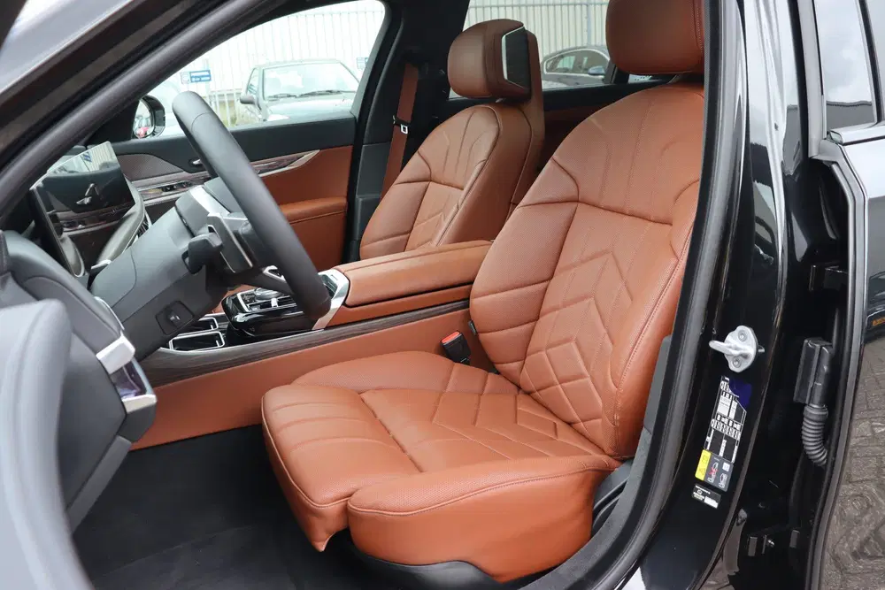 BMW 7-serie 750e xDrive M Sport Automaat uit 2026, foto 4
