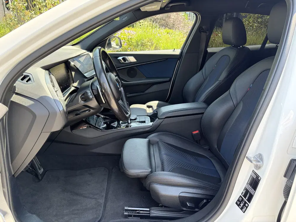 BMW 1-serie M135i xDrive High Executive Edition uit 2020, foto 11